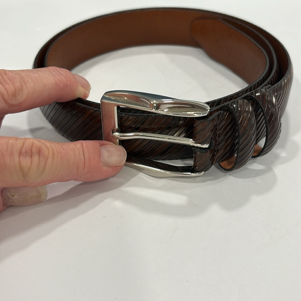 Johnston & Murphy Calfskin Leather Belt w/Silver Buckle Size 38 - Picture 10 of 10